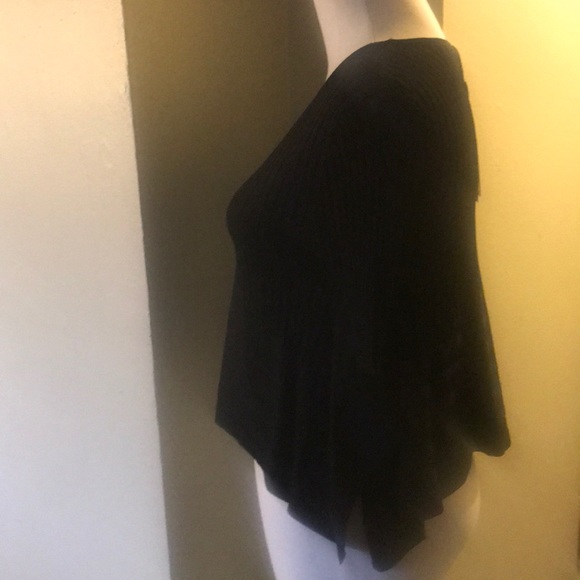 Opening ceremony top - Picture 6 of 6